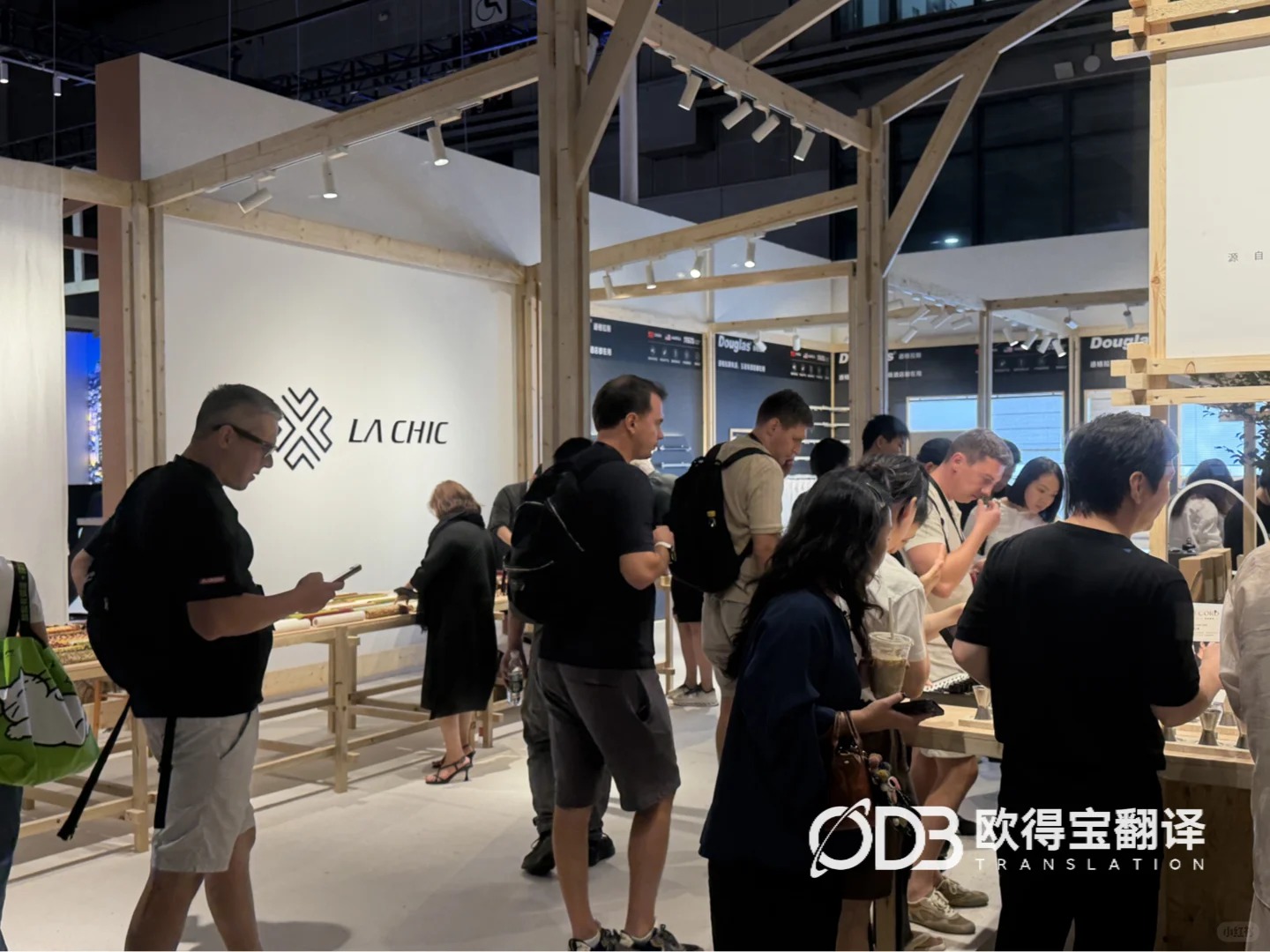 上海中国家博会英语陪同口译|欧得宝翻译家居建材涉外展会口译交付